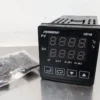 Omega CN743 Temperature Controller CN740 100-240VAC 5A - Image 2