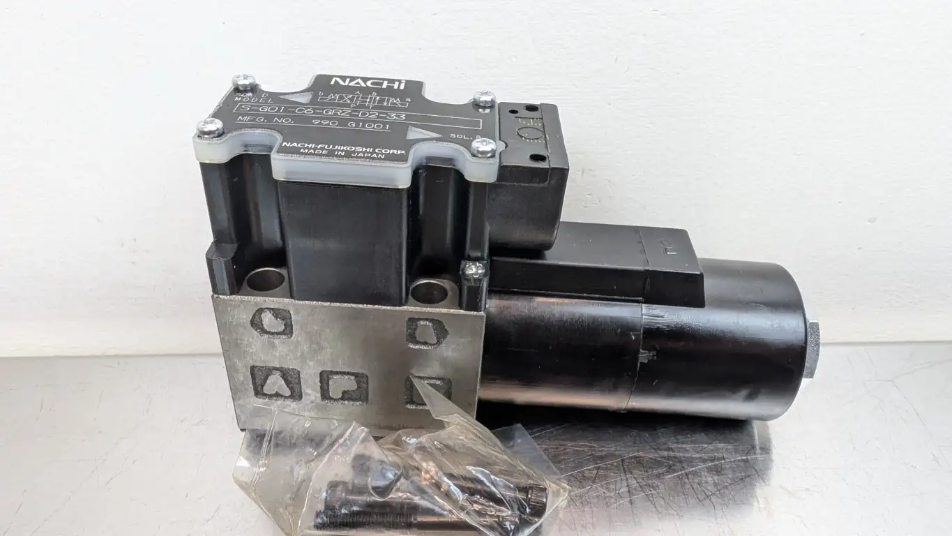 Nachi S-G01-C6-GRZ-D2-33 Solenoid Directional Control Valve 24VDC