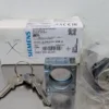 Siemens 3SB3 500-4LD01 Key Operated Switch