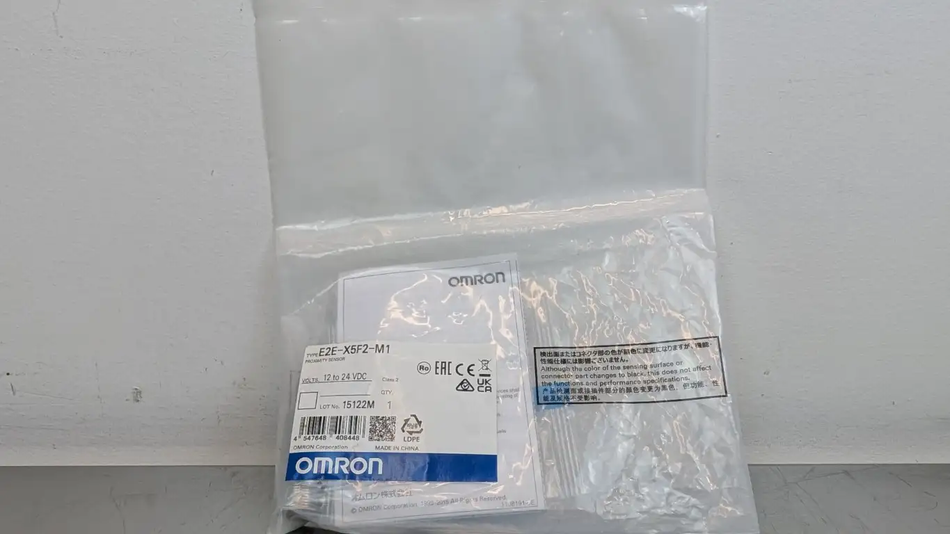 Omron E2E-X5F2-M1 Proximity Sensor 5mm 12-24VDC M18