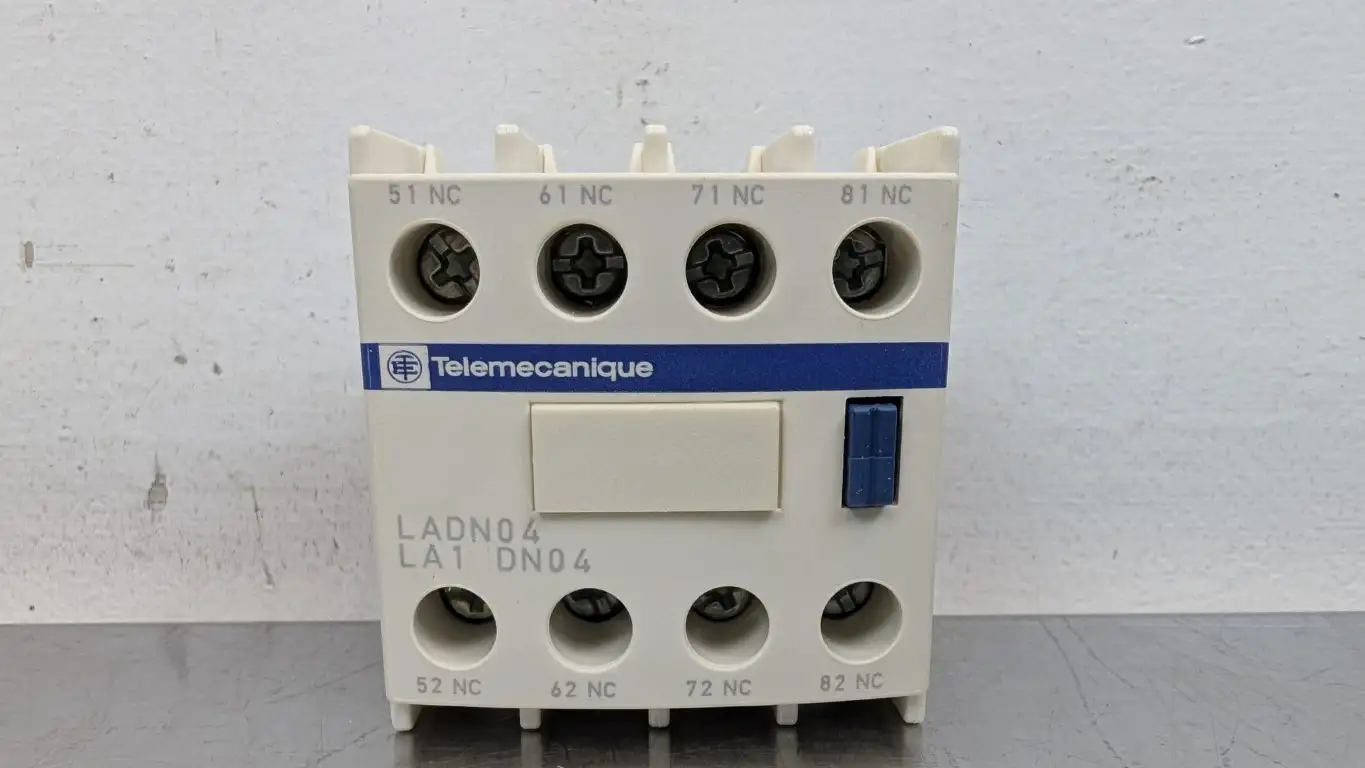Schneider Electric LADN04 Auxiliary Contact 4NC 690VAC 10A - Image 2