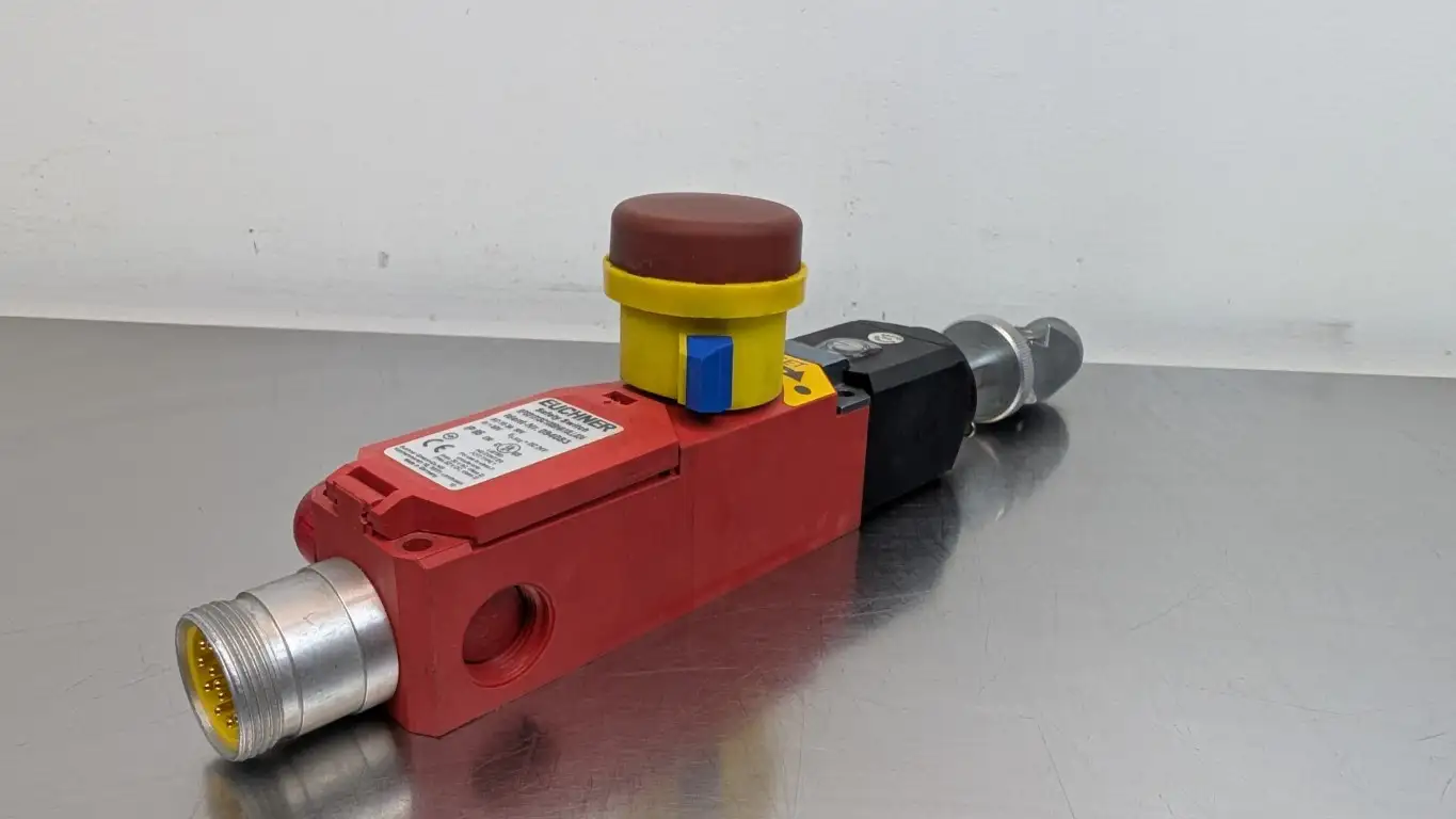 Euchner RPS3131SC100BHA10LL024 Safety Switch 094083 50V 3A - Image 3