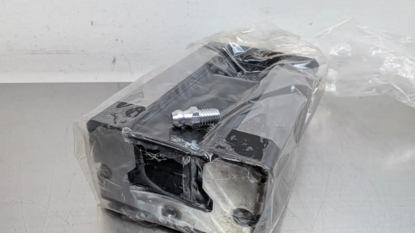 Rexroth R162231420 Linear Ball Runner Block 35mm ID Size 35 - Image 2