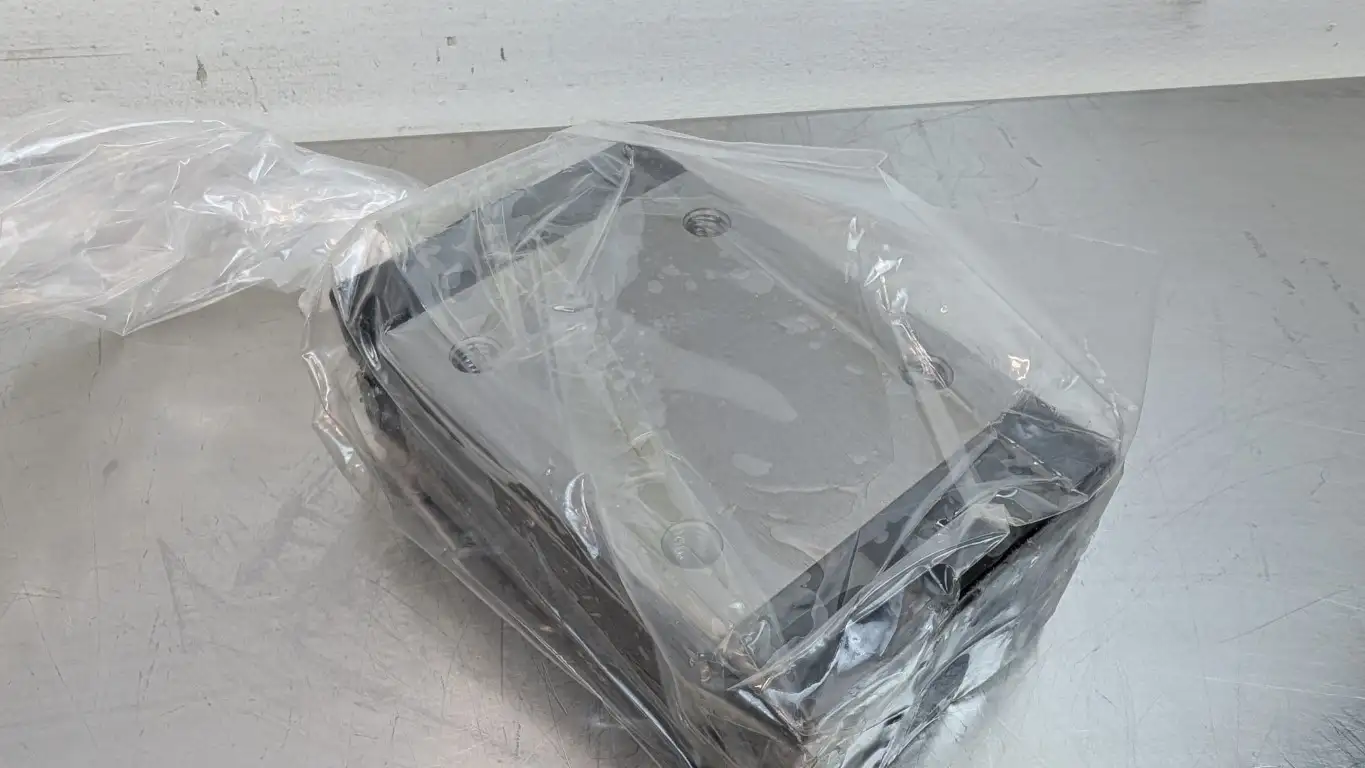 Rexroth R162231420 Linear Ball Runner Block 35mm ID Size 35 - Image 3