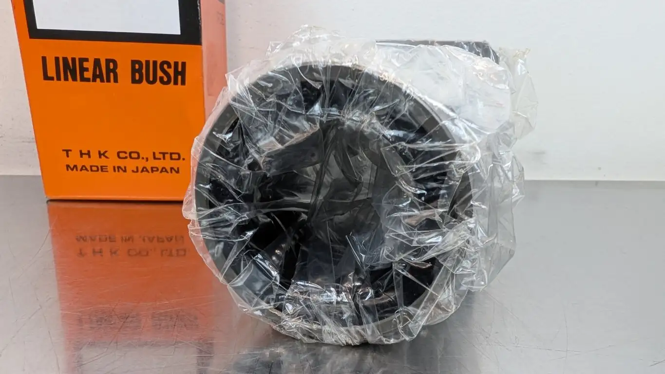 THK LMK40LUU Flanged Linear Ball Bearing 40mm ID 60mm OD x 154mm Long - Image 3