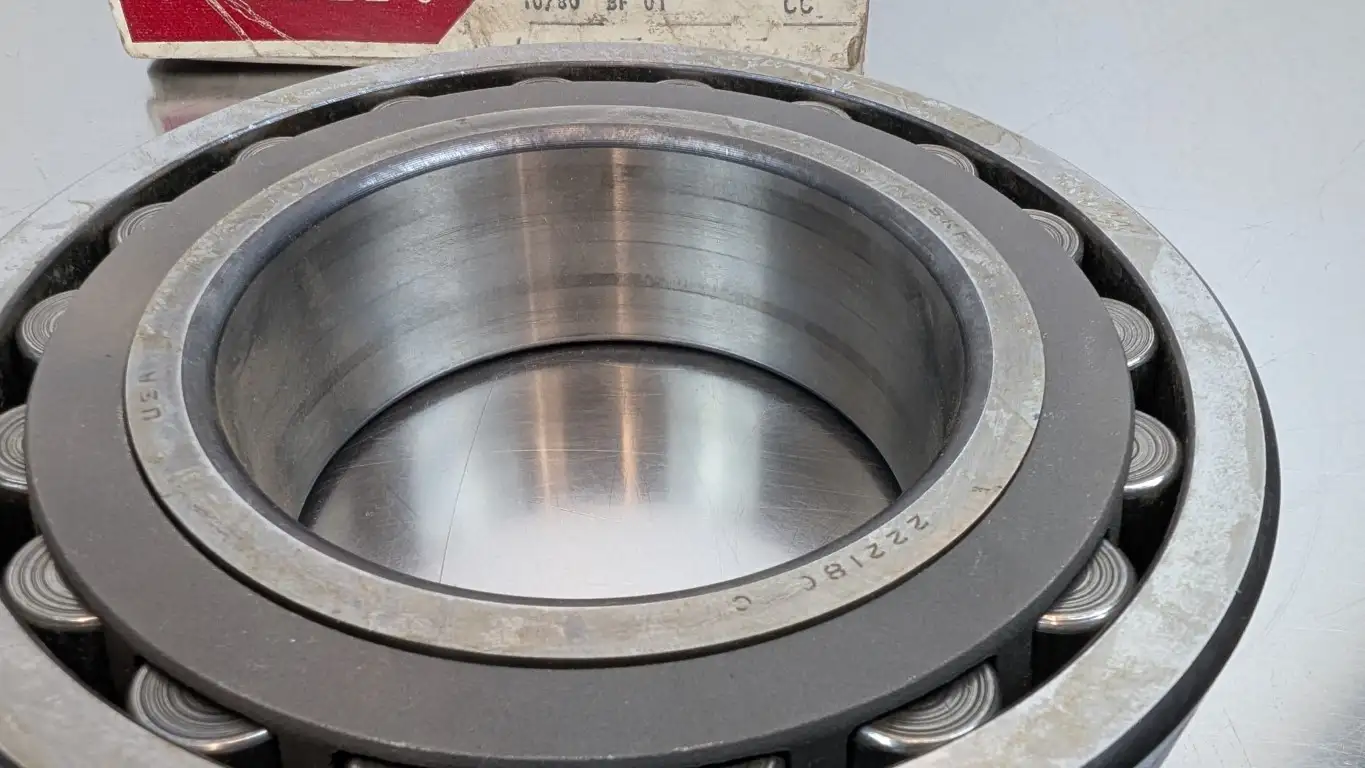 SKF 22218 CJ/W33 Spherical Roller Bearing 90mm ID 160mm OD 40mm Wide - Image 3