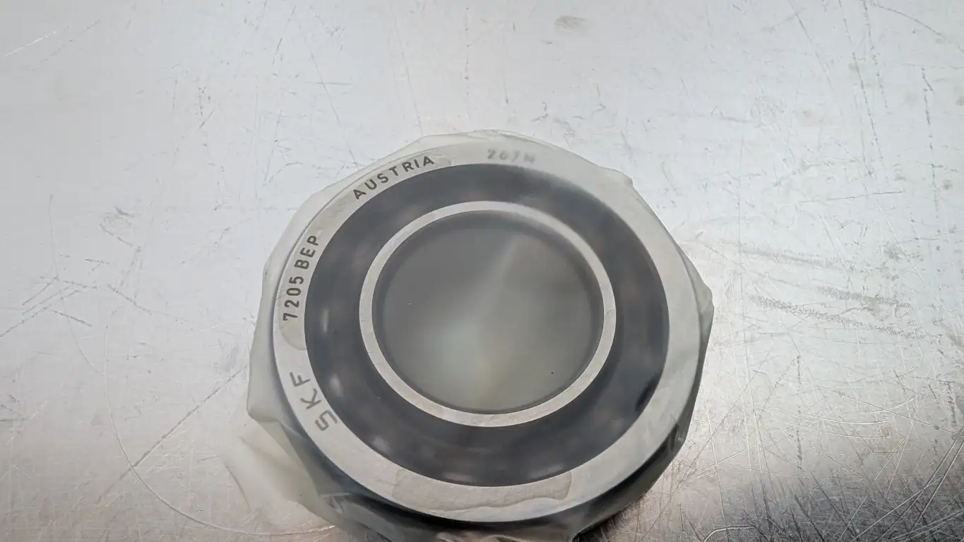 SKF 7205 BEP Angular Contact Bearing 25mm ID 52mm OD 15mm Wide 40° - Image 2