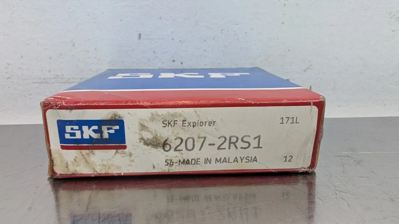 SKF 6207-2RS1 Deep Groove Ball Bearing Explorer 35mm ID 72mm OD 17mm Wide Factory Sealed
