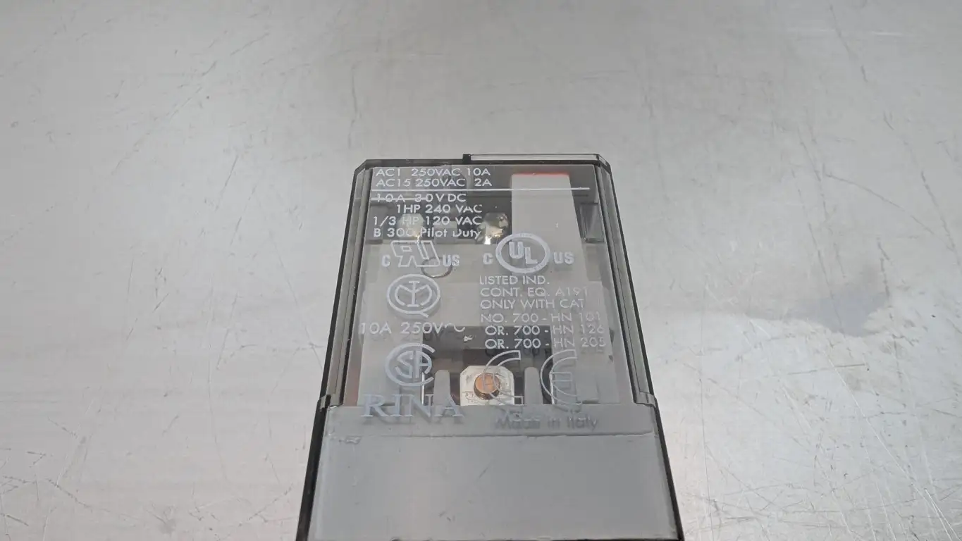 Allen-Bradley 700-HA33A24 Relay Ser D 24VAC Coil 24VAC 10A - Image 5