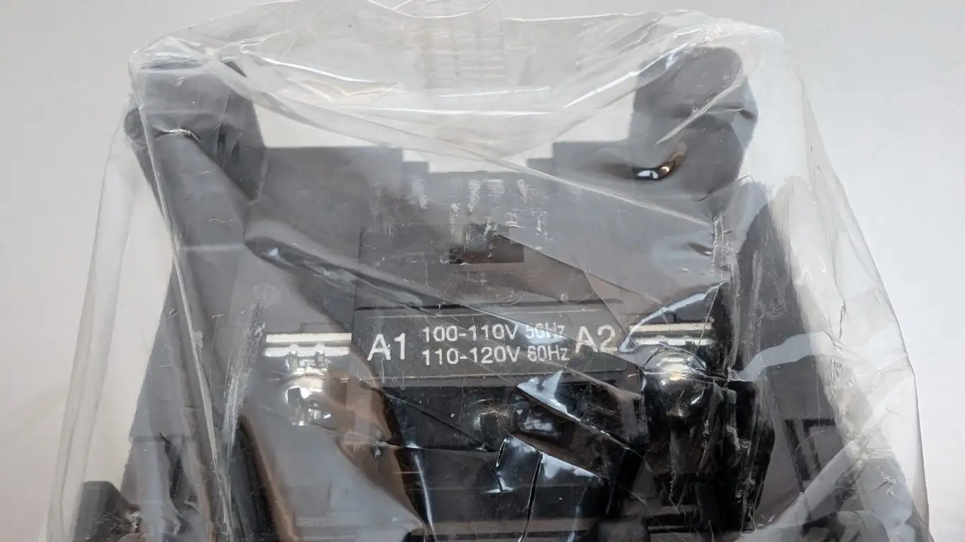 Fuji SC-N1 Magnetic Contactor 2NO 2NC 110/120VAC Coil 240/440/550/690VAC 25A - Image 5