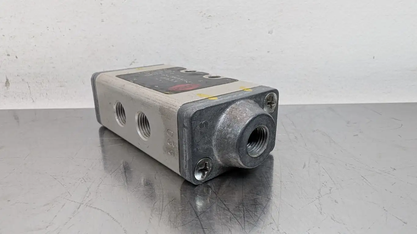 Herion 40-307-70 Air Pilot Directional Valve 5/2 Position 1/8" 0-240PSI - Image 3