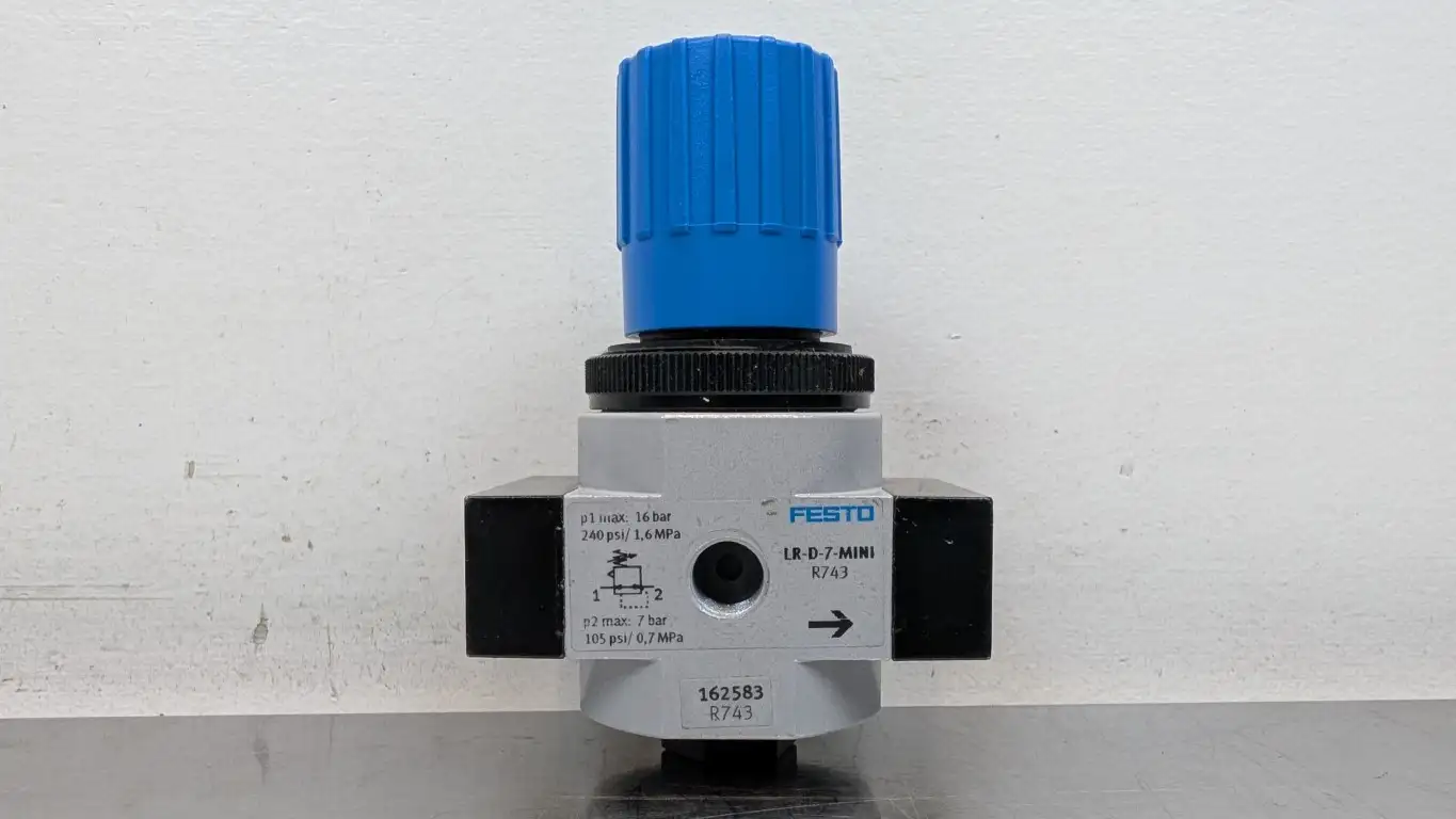 Festo LR-D-7-MINI Pneumatic Regulator 162583 Max 240 PSI, 105 PSI