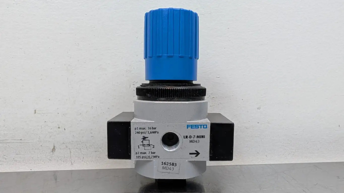Festo LR-D-7-MINI Pneumatic Regulator 162583 Max 240 PSI, 105 PSI