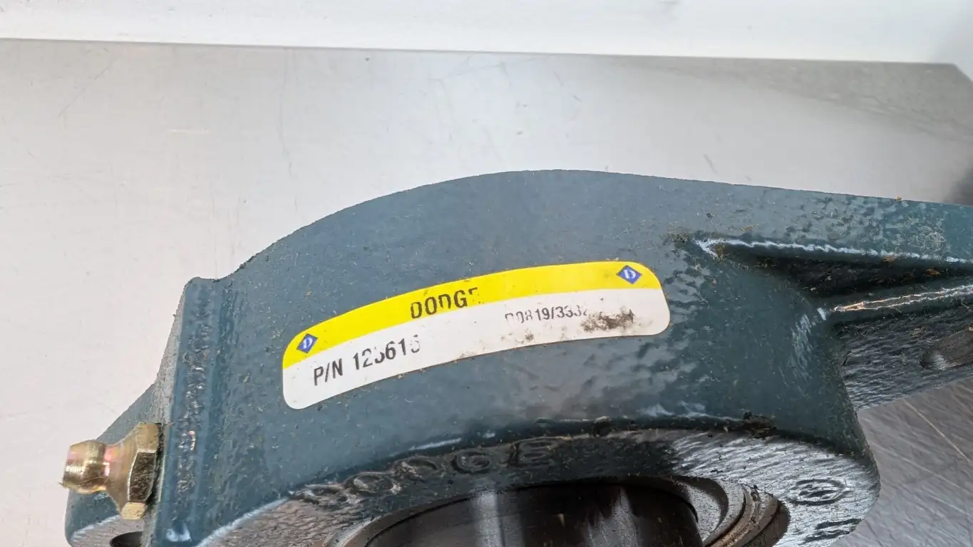 Dodge F2B-VSC-108 2-Bolt Flange Mount Bearing 123615 1-1/2" ID - Image 3