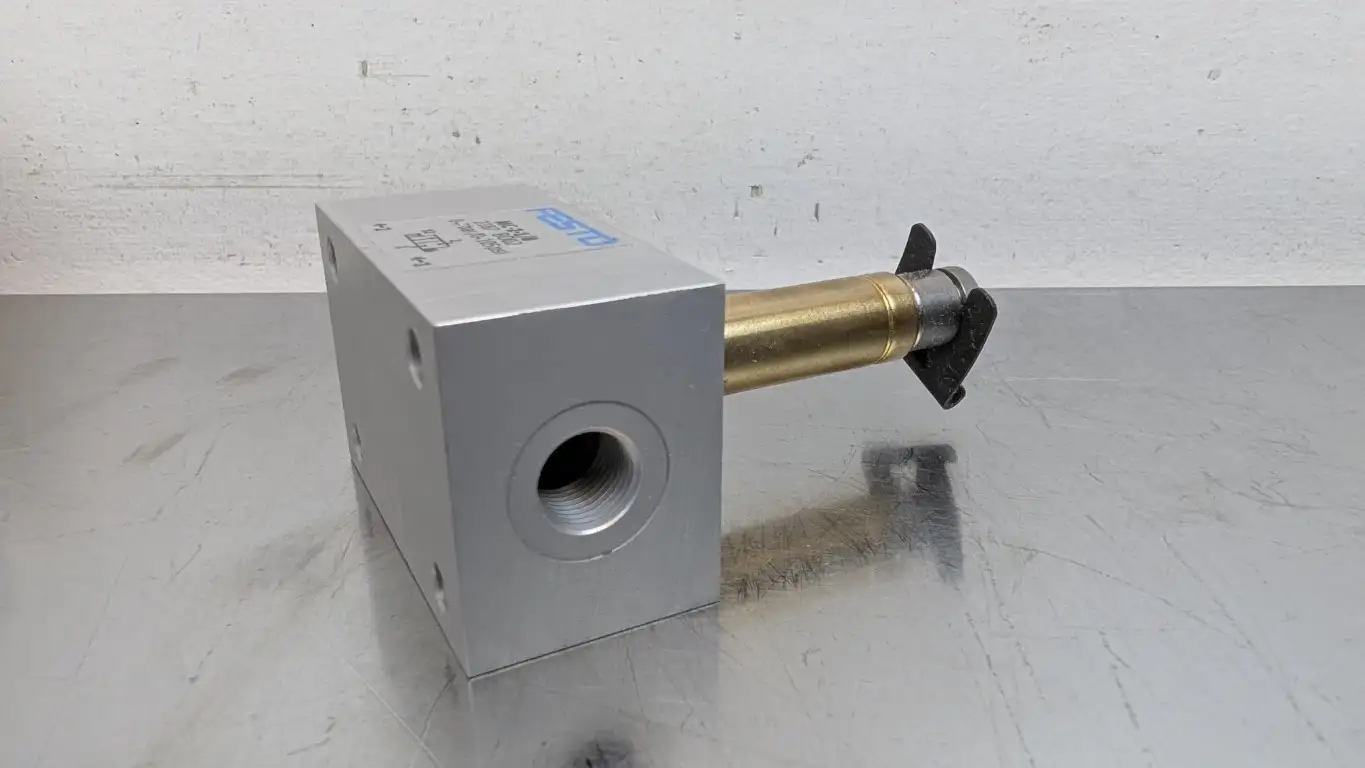 Festo MC-2-1/8 Solenoid Valve 2187 - Image 4