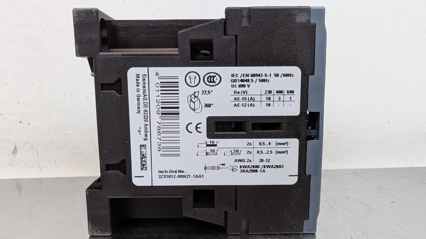 Siemens 3RH2122-2BB40 Contactor Relay 2NO 2NC 24VDC Coil 230VAC 10A - Image 4