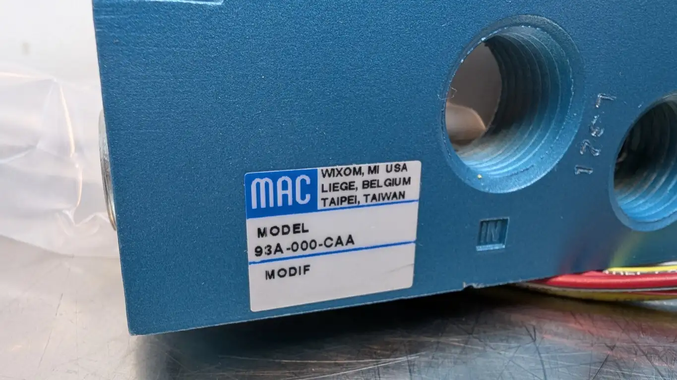 MAC 93A-000-CAA Sub-Base Manifold 1/2" NPTF - Image 6
