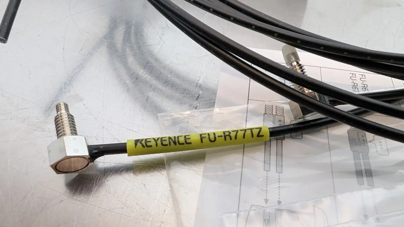 Keyence FU-R77TZ Fiber Optic Sensor 2m - Image 4
