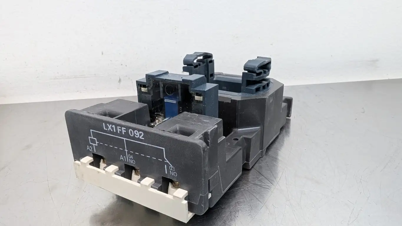 Telemecanique LX1FF092 Magnetic Control Coil 902/110VAC - Image 2