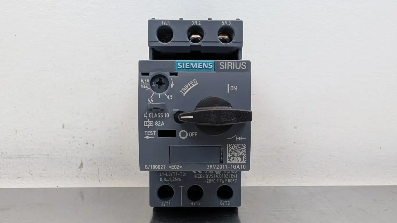 Siemens 3RV2011-1GA10 Circuit Breaker 600VAC 4.5-6.3A