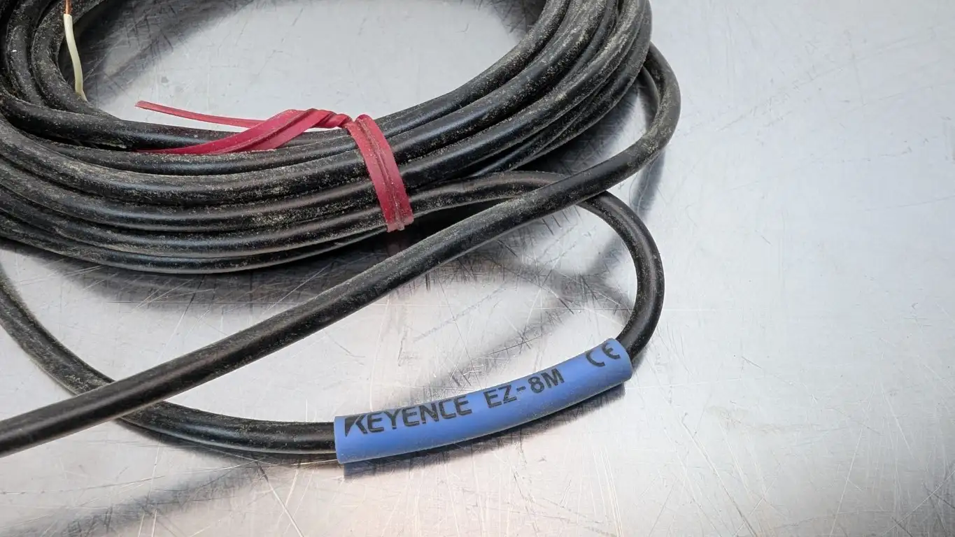 Keyence EZ-8M Proximity Sensor 1.5mm 12-24VDC 13mA - Image 4