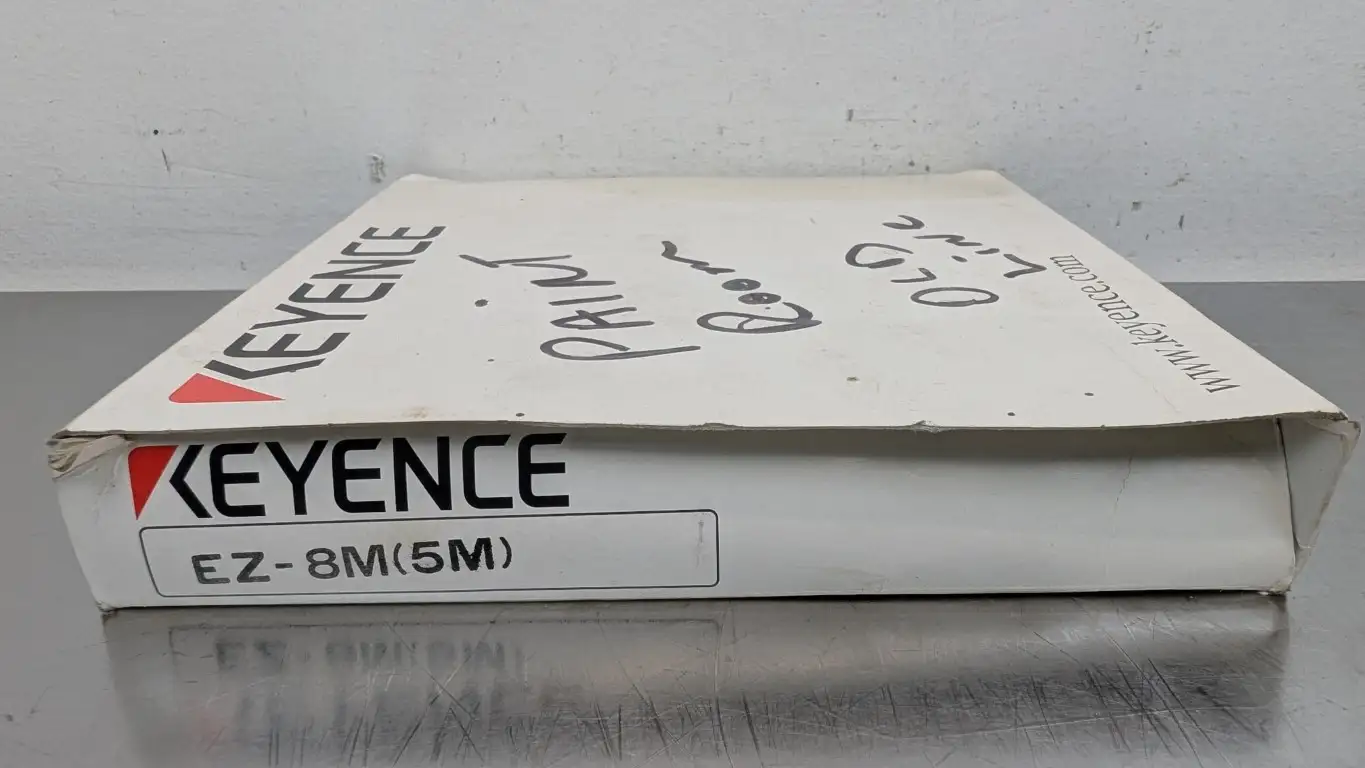 Keyence EZ-8M Proximity Sensor 1.5mm 12-24VDC 13mA - Image 5