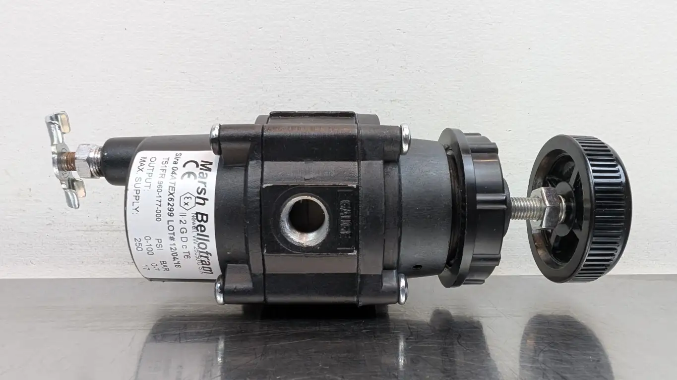 Marsh Bellofram 960-177-000 Air Regulator Filter T51FR 0-100 PSI 40 Micron