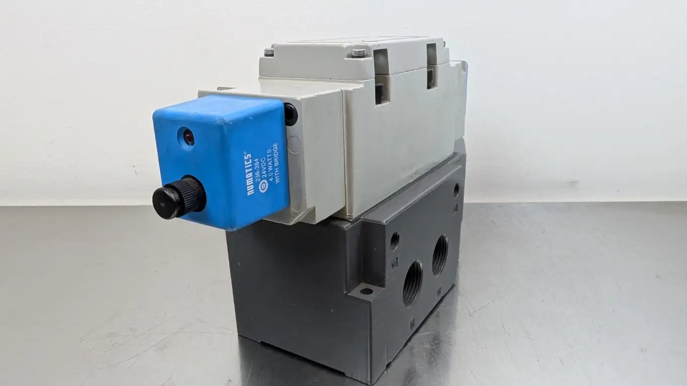 Numatics I34BB500MP00061 Solenoid Valve 24VDC Coil 4W - Image 4