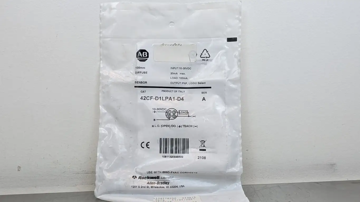 Allen-Bradley 42CF-D1LPA1-D4 Diffuse Sensor Ser A 100mm 10-30VDC 100mA