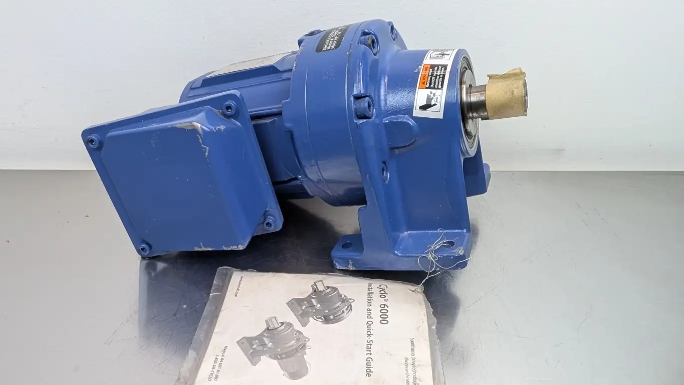 Sumitomo CNHM01-6085YC-71 Gearmotor PA172666 1/8HP 71:1 24.6 RPM