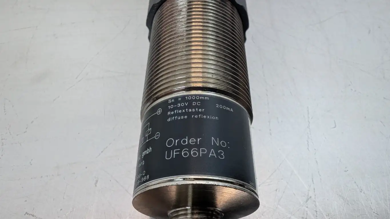 Wenglor UF66PA3 Reflective Sensor 1000mm 10-30VDC 200mA - Image 5