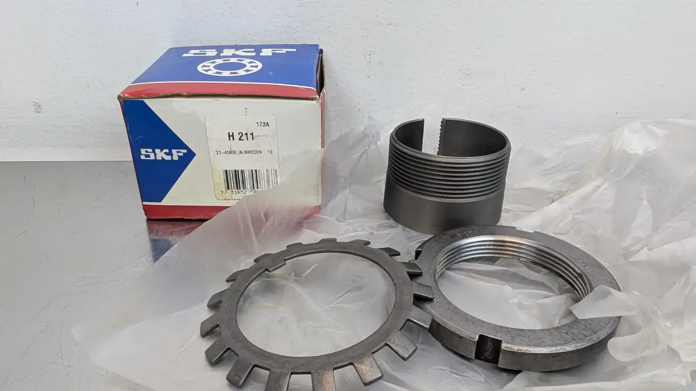 SKF H 211 Adapter Sleeve H211 50mm ID x 37mm Long M55x2 Thread Size