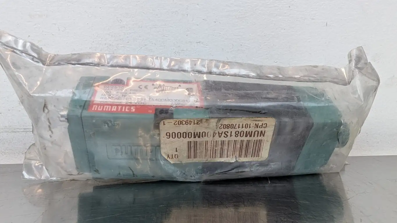 Numatics 081SA400M000061 Pneumatic Solenoid Valve 150PSIG 24VDC 0.26A