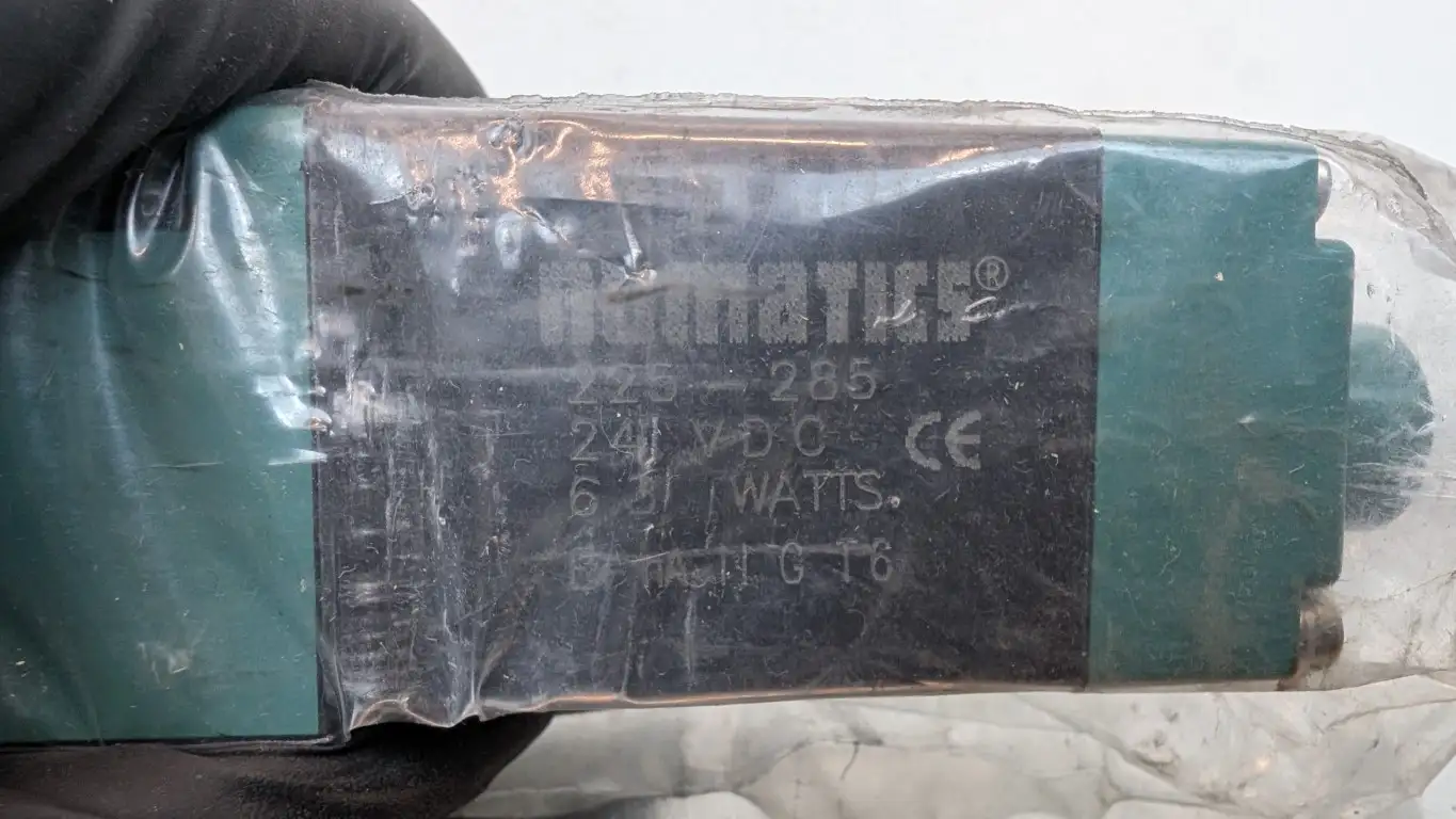 Numatics 071SS400M000061 Pneumatic Solenoid Valve 150PSIG 24VDC 0.26A - Image 3