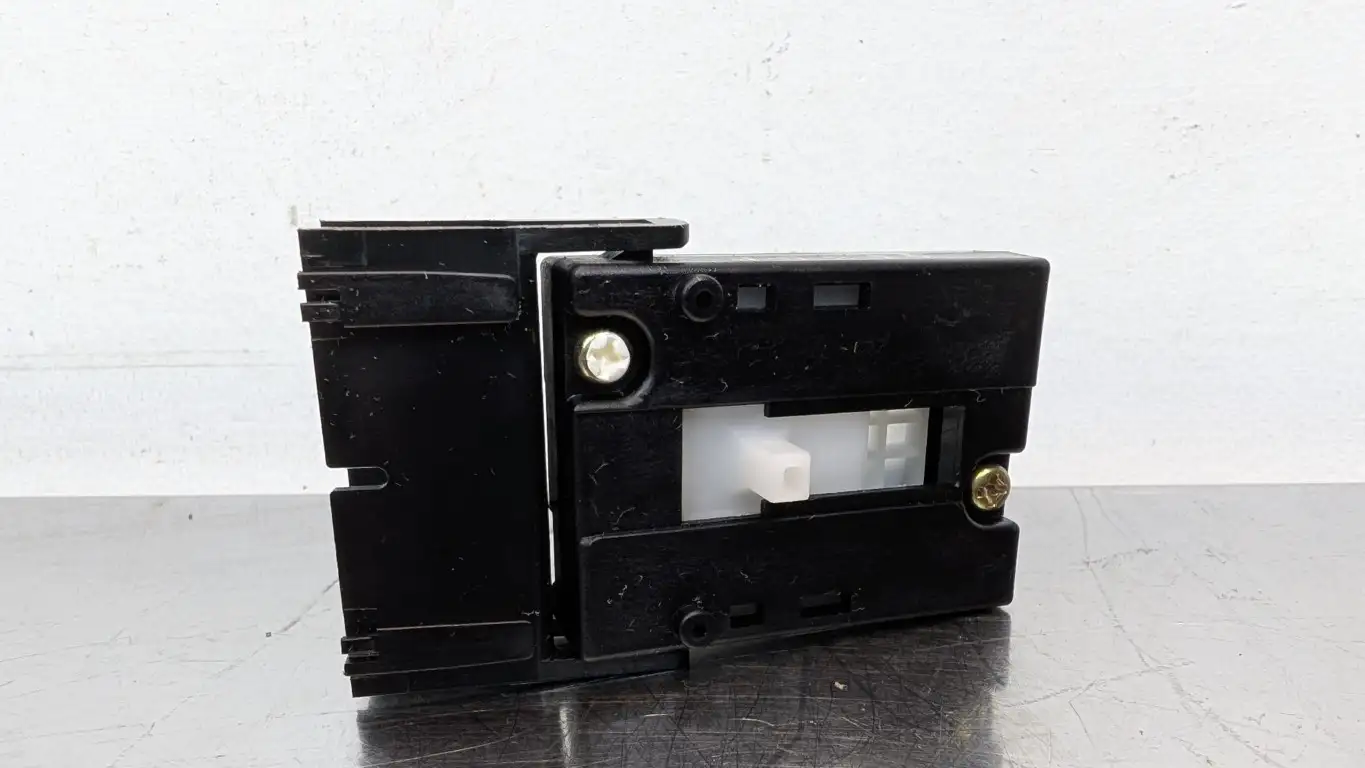 Fuji SZ-RM Mechanical Interlock for Contactors - Image 4