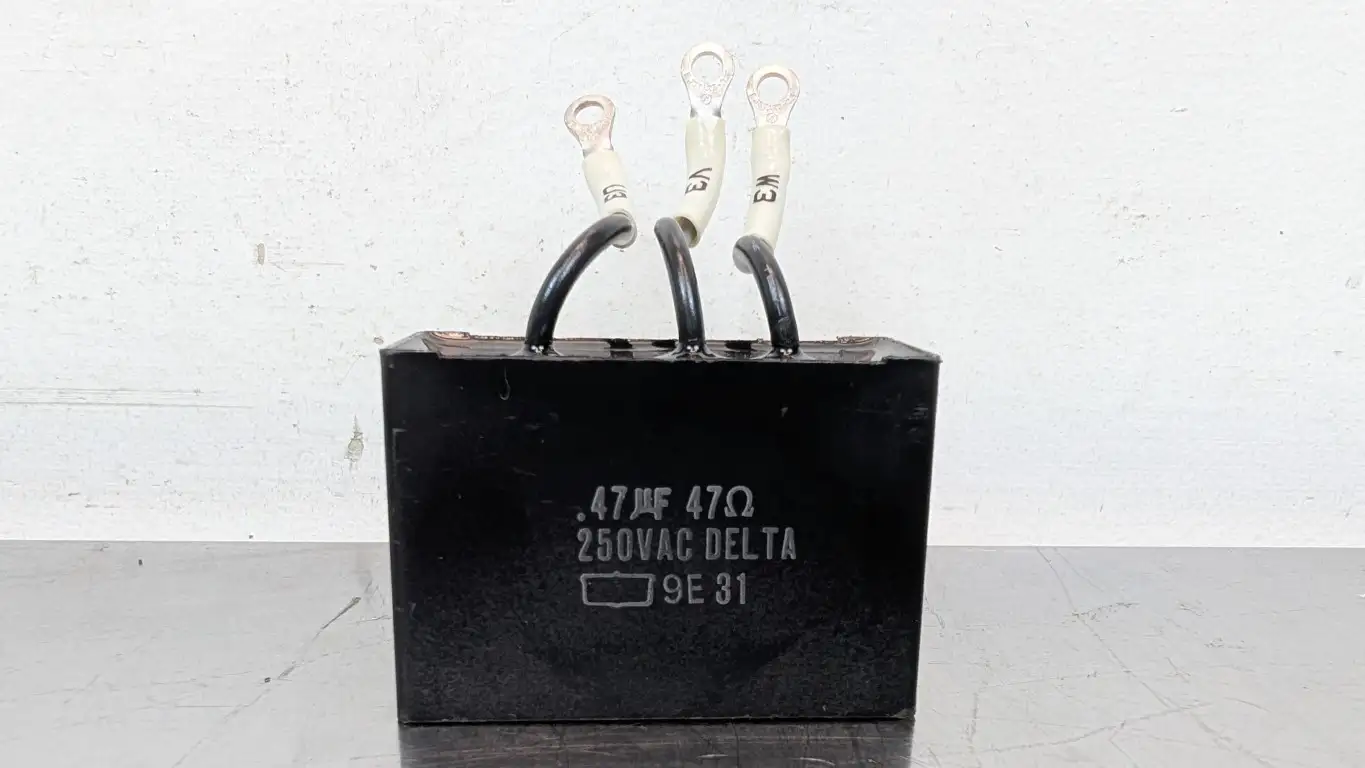 9E 31 Capacitor .47 µf 47Ω .47uf 250VAC DELTA 3-Wire