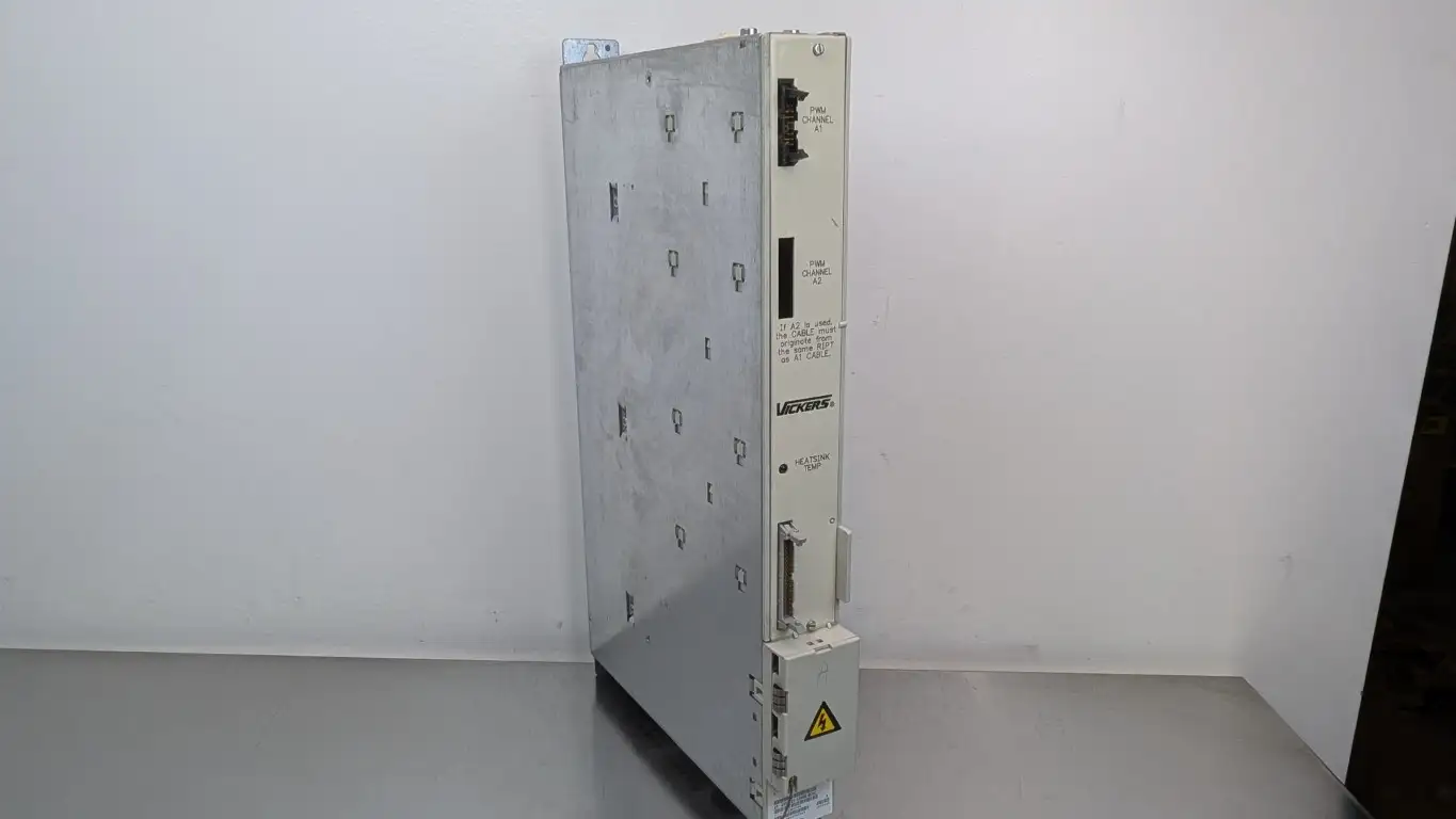 Siemens 6SN1123-1AA00-0CA1 Power Module LT-Modul INT 50A Vickers A Ver