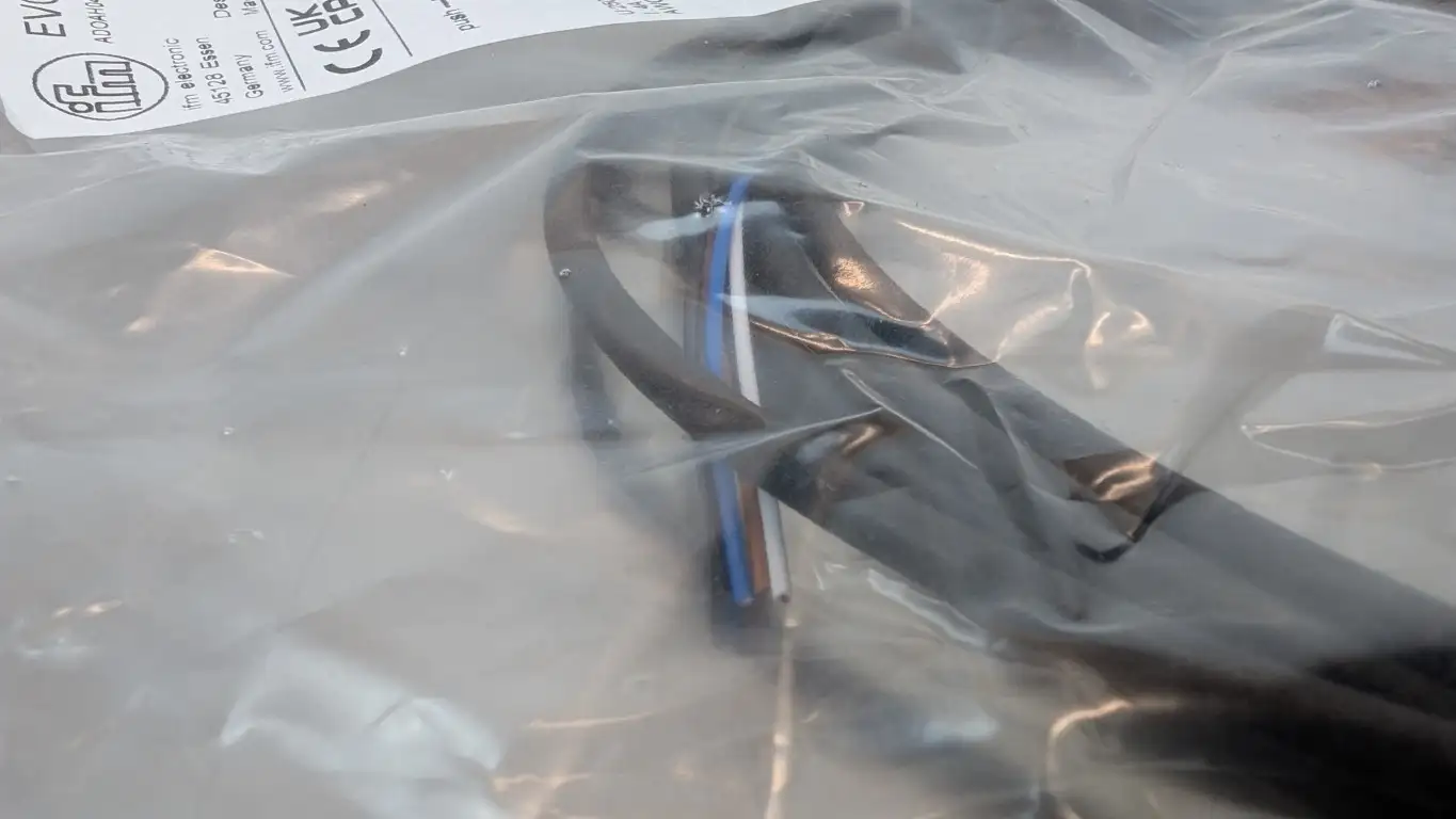 IFM Efector EVC004 Female Cordset ADOAH040MSS0002H04 5-Pin 4-Wire M12 AWG 22 - Image 2