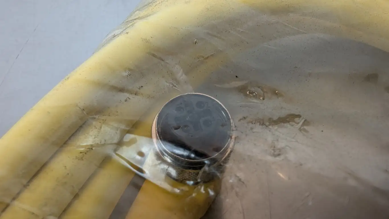 Turck WKC 4.4T-4/S90 Cordset U5325-1 4-Pin Female Right 4-Wire Yellow 250V 4A - Image 3