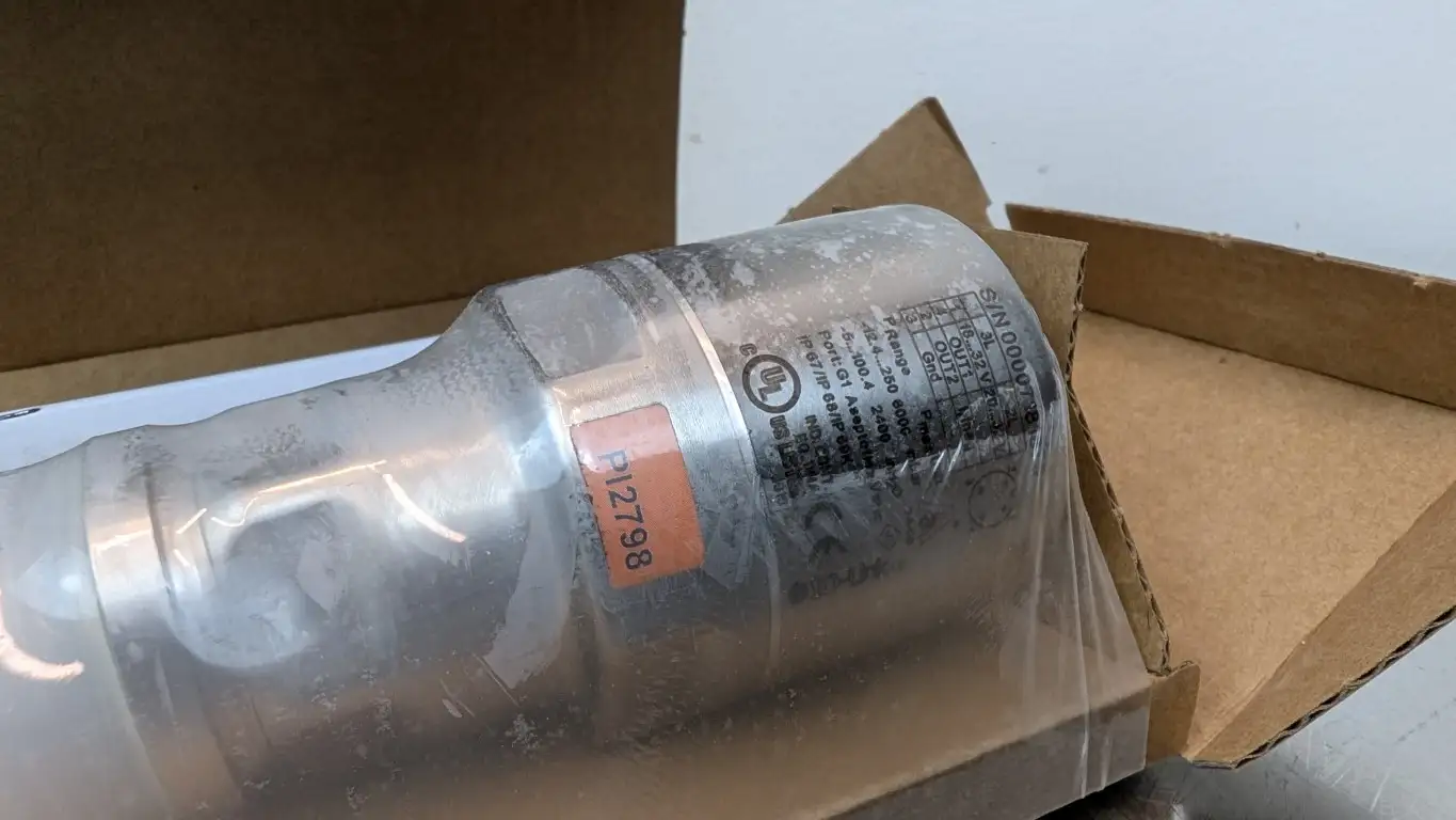 IFM Efector PI2798 Flush Pressure Sensor with Display PI-,25BREA01-MFRKG/US/ /P - Image 2