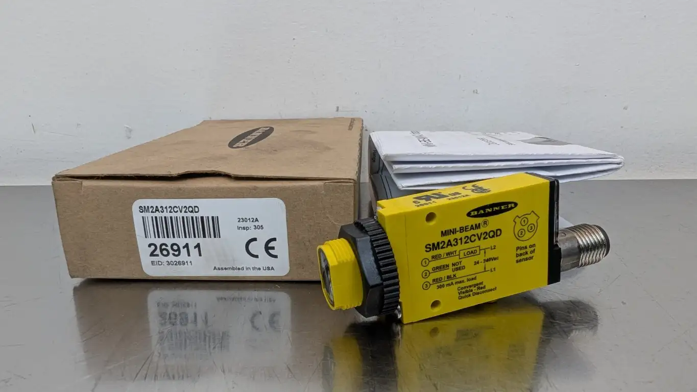 Banner SM2A312CV2QD Mini-Beam Photoelectric Sensor 26911 43mm 24-240VAC