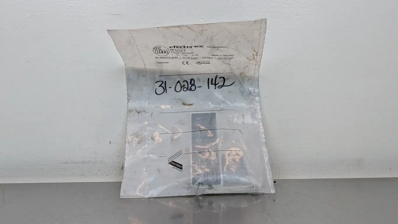 IFM Efector IT5021 Inductive Sensor ITB3001-BPKG/AS 1mm 10-30VDC