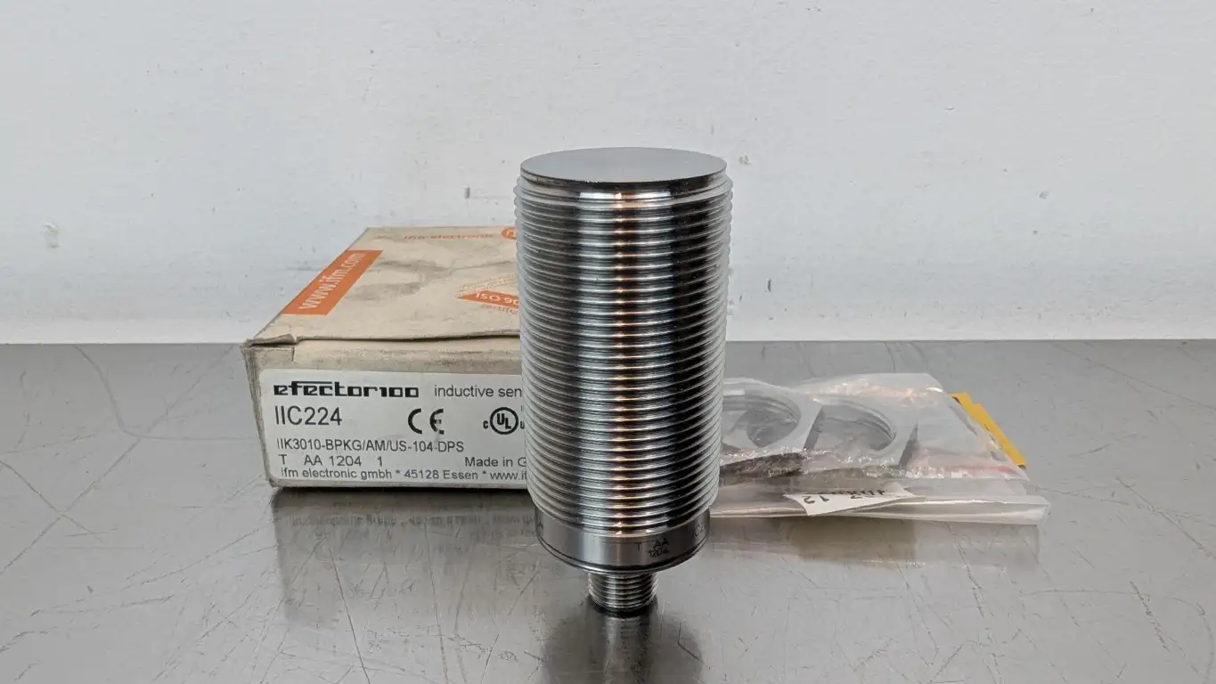 IFM Efector IIC224 Inductive Full-Metal Sensor IIK3010-BPKG/AM/US-104 10mm