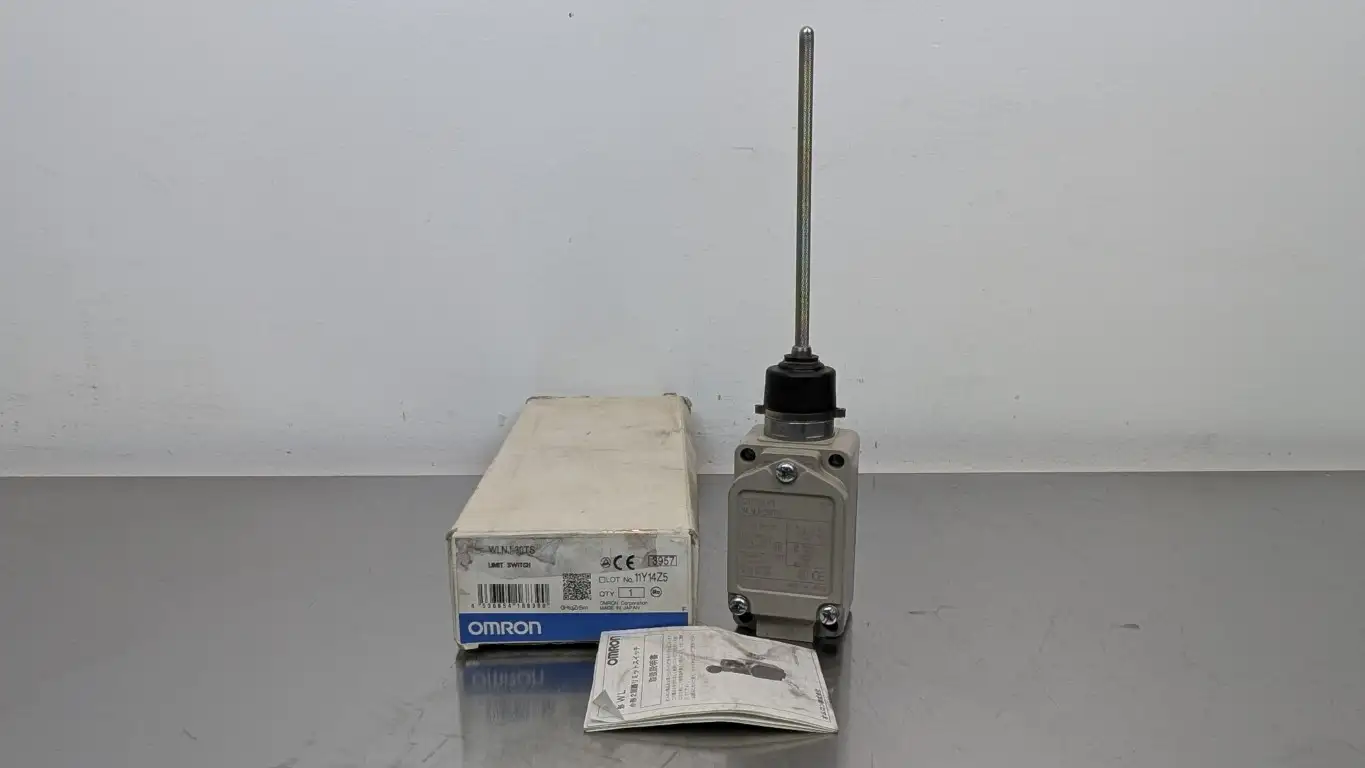 Omron WLNJ-30TS Limit Switch Roller Plunger 250VAC/48VDC