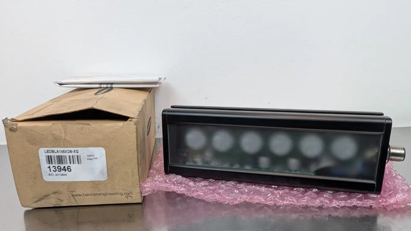 Banner LEDBLA145XD6-XQ Linear Array Lights 13946 Vision Light 145mm 6 High Intensity Blue LEDs