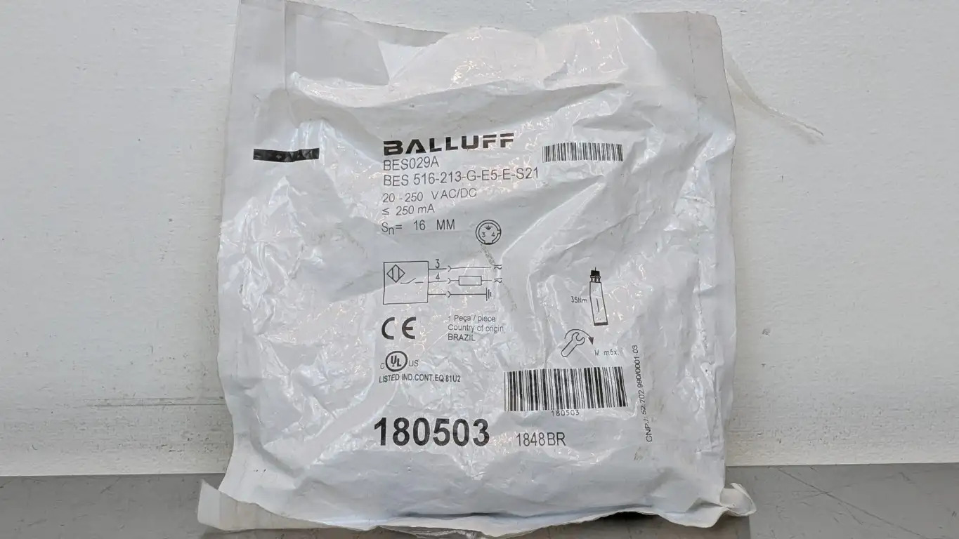 Balluff BES029A Proximity Sensor BES 516-213-G-E5-E-S21 16mm 20-250V AC/DC 250mA