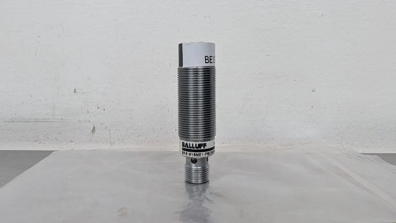 Balluff BES02Y7 Proximity Sensor BES M18ME1-PSC20F-S04G 10-30VDC 200mA 20mm