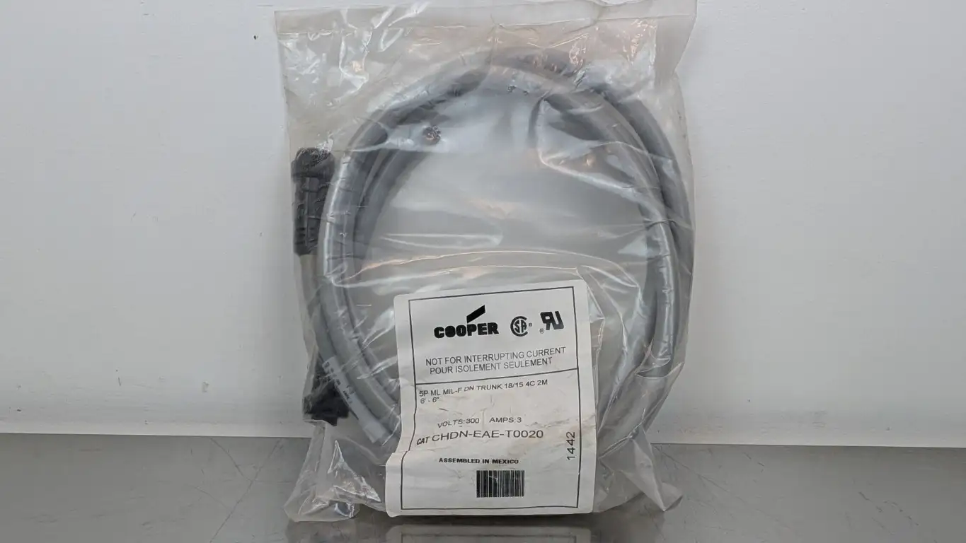 Cooper CHDN-EAE-T0020 Cordset CAT EATON 5-Pin 7/8″ Male/Female 2m 5P ML MIL-F DN TRUNK 18/15 4C