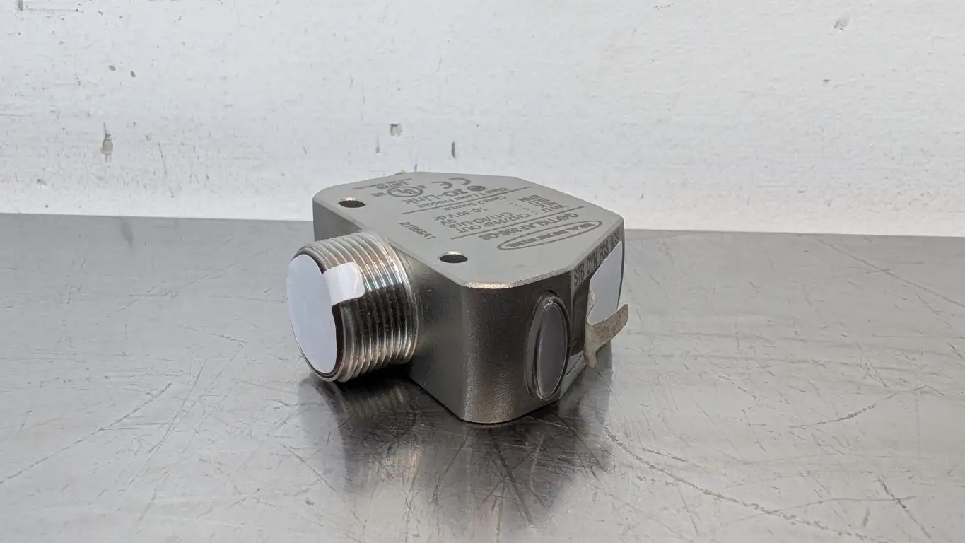 Banner Q4XTKLAF300-Q8