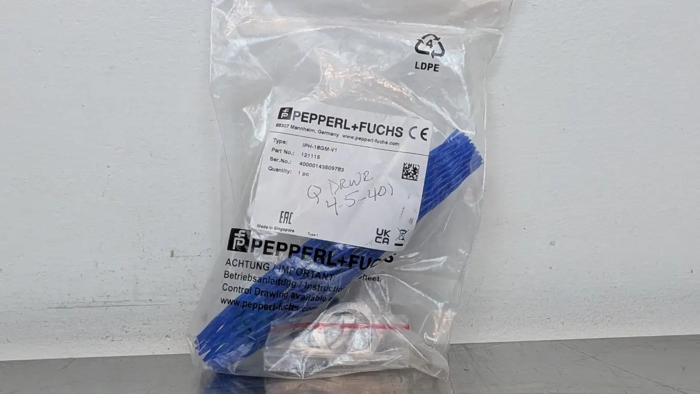 Pepperl+Fuchs IPH-18GM-V1 RFID Read/Write Device 121115 Read 1-50mm Write 0-40mm M12 Male 4-Pin